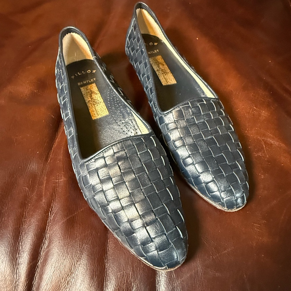 Old Money Amalfi Pillow Bentley Leather Slip-On Shoes Women's Sz 9.5 AAA Italian